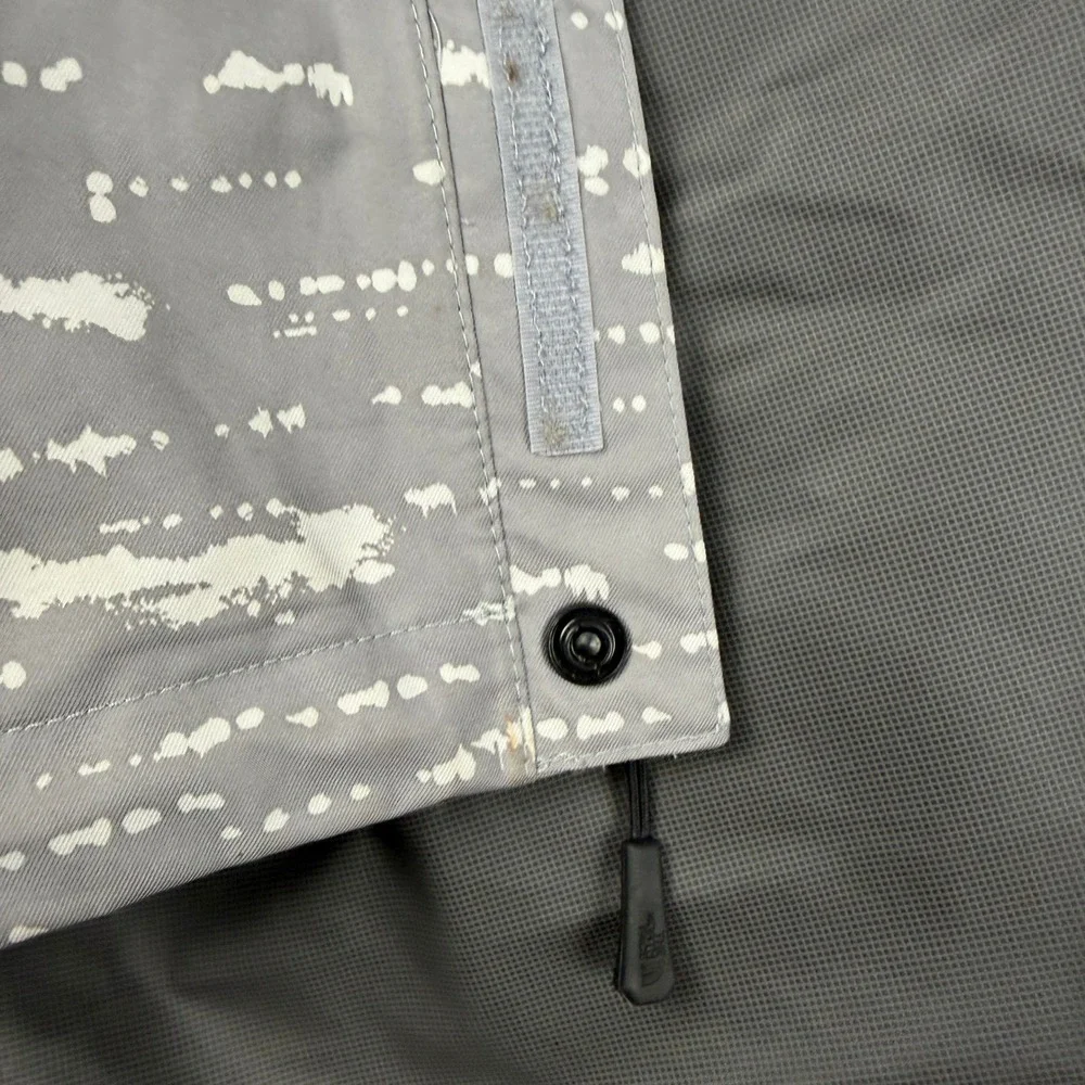The North Face Venture JAcket Mens Medium DryVent Hooded White Gray